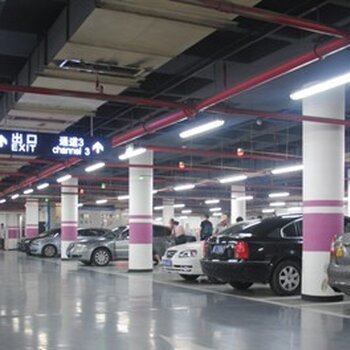 現(xiàn)代化停車場運營與旅游項目開發(fā)管理 融合創(chuàng)新服務理念的發(fā)展路徑